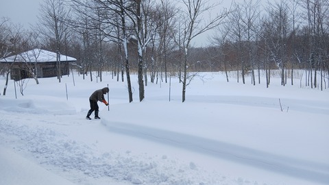 積雪量が74㎝になり、今日も除雪しました