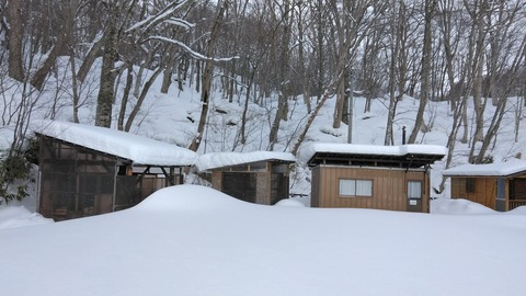 配管掃除、雪下ろしに行きました