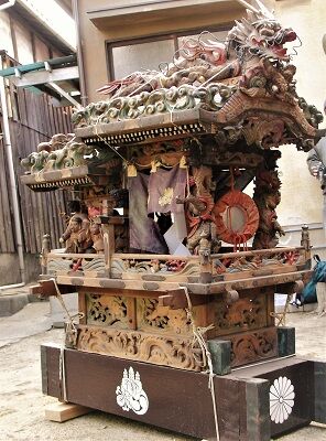 彫物見聞録23 龍の乗っかったミニ地車 : 彫物名鑑 小松堂