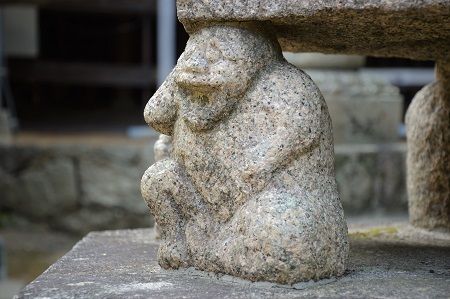 天邪鬼の石仏 : 彫物名鑑 小松堂