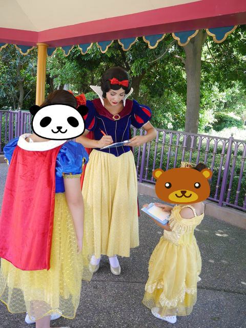 夏の香港ディズニーランドにいってきた 白雪姫とグリ こまったさん家のどこいこ日記