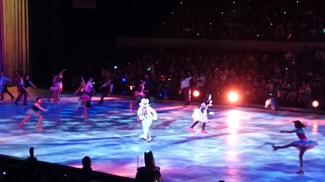 ディズニー オン アイス15に行ってきた こまったさん家のどこいこ日記