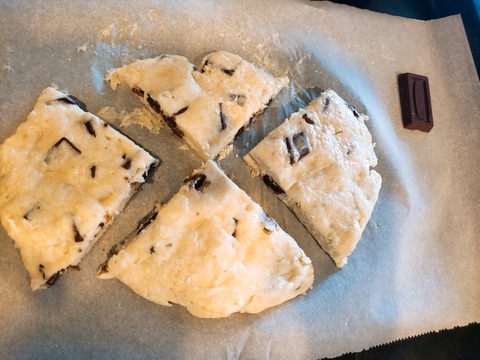 2020-04-09-11-12-20-868