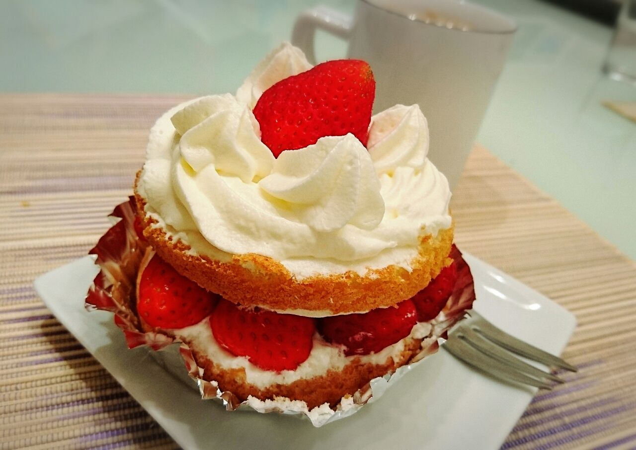 近江屋洋菓子店のショートケーキ こまてぃの徒然なるままに 3歳差姉妹の子育て日記 近江屋洋菓子店のショートケーキ こまてぃの徒然なるままに 3歳差姉妹の子育て日記