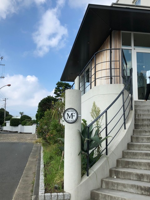 line_700511597418139