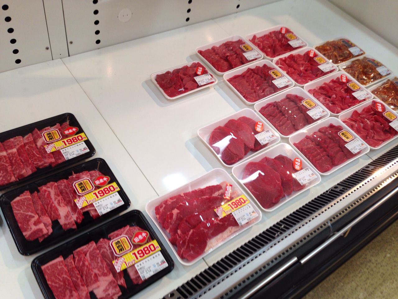 ご飯のおかず 大岩精肉センター 肉のびっくり市 おいでよ お米所にいがた
