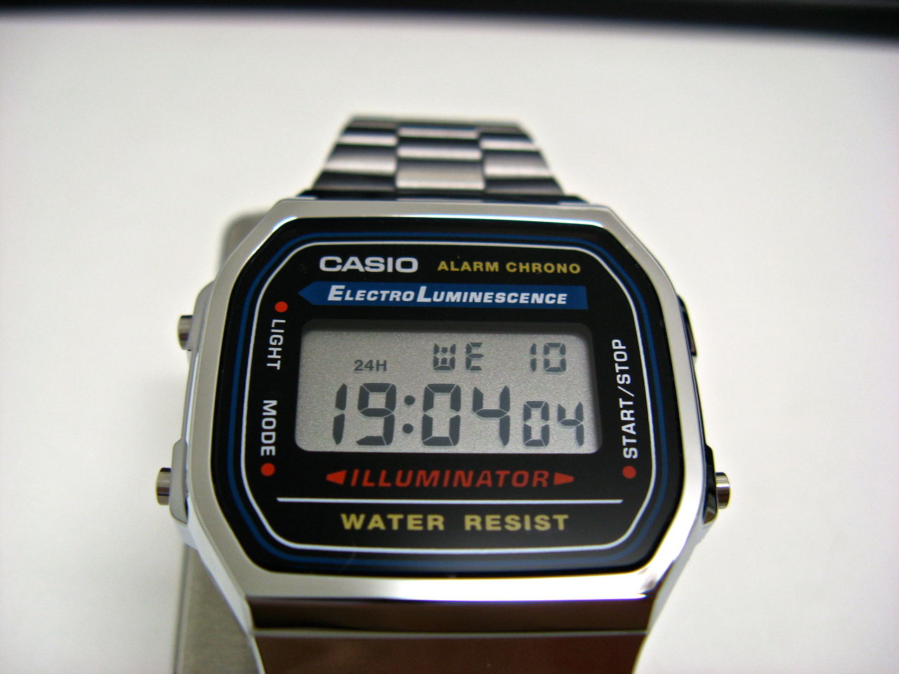 Casio A168WA-1 : 時計百態