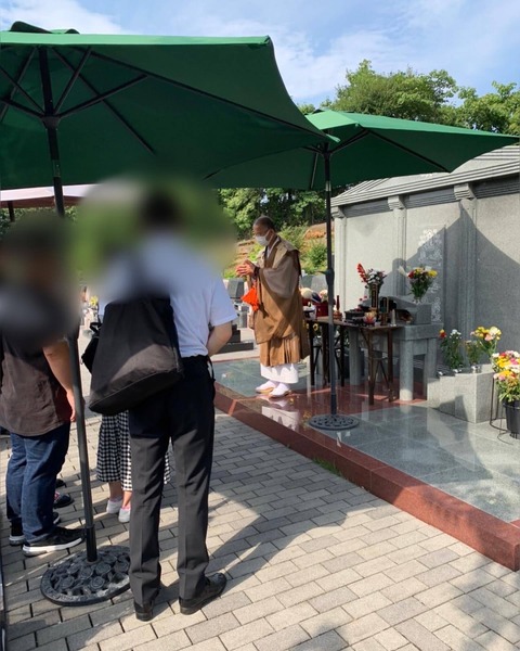 40784F6B-A018-459D-996E-98D3ED51A010