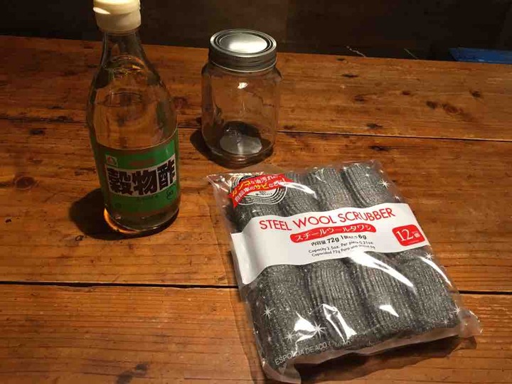 スチールウールとお酢で作るシャビー塗料を試してみた コモリ夫妻