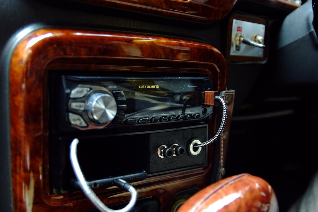 ミラジーノ 前期(L700S L710S) 純正 センターパネル 茶木目