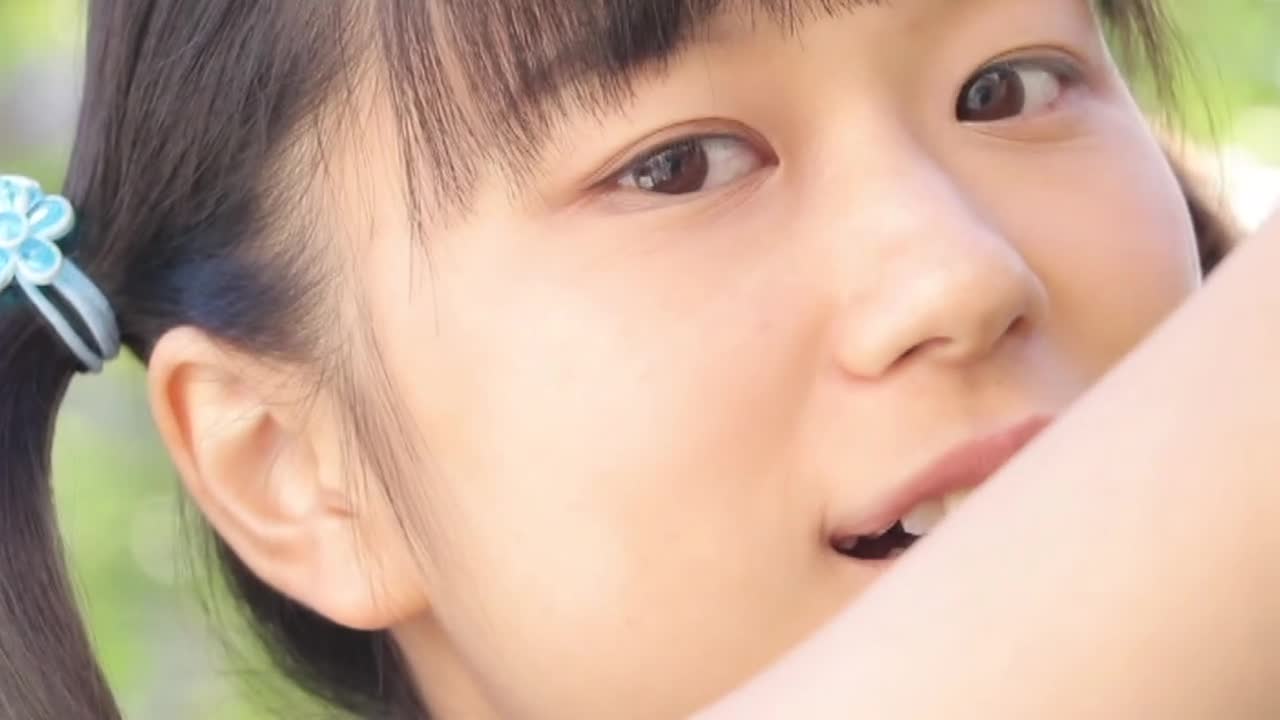 アイドルセクシー画像倶楽部 : moecco(モエッコ) vol.78 動画+PDF書籍セット