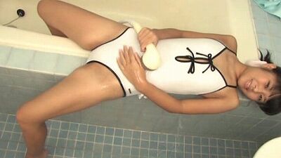 アイドルセクシー画像倶楽部 : 一色海鈴 守ってあげたい まだまだあどけない中学2年生の純情少女・一色海鈴ちゃん