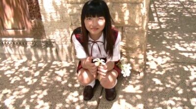 アイドルセクシー画像倶楽部 : JS すかいぶるー 植田さくら 明るい性格と愛嬌のある笑顔でみんなを虜にする、ア