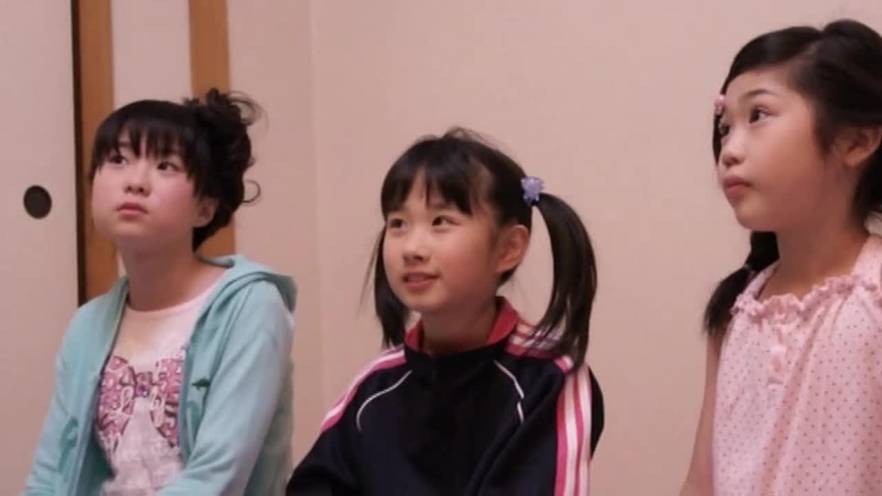 アイドルセクシー画像倶楽部 : はるいろのおひさまvol.9  あやかちゃん　みずきちゃん　にじかちゃん 最初は