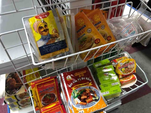 『V.MART 江南店』店舗内