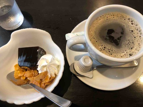 『美食亭 奏』アメリカンコーヒーとデザート