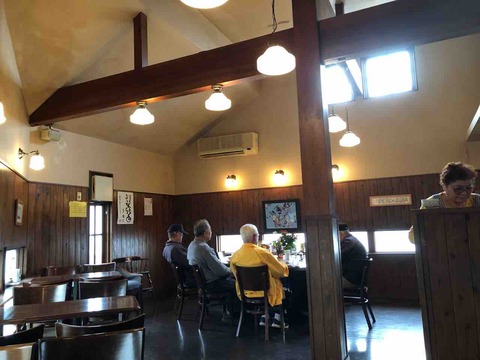 『cafe de MURA』店舗内