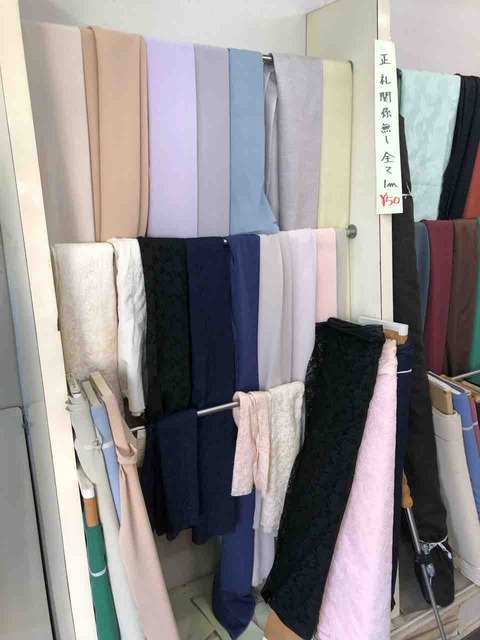 『パール洋装店』服の生地
