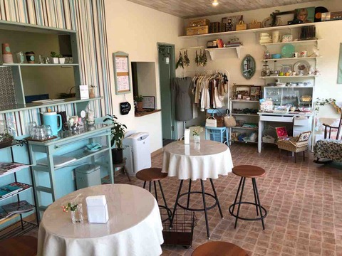 『SHEE’s coffee&vintage』店舗内