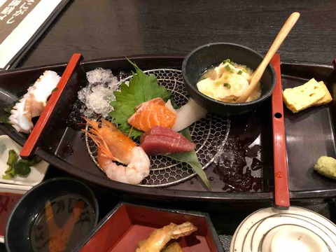 『座食BAR欒 なにがし 江南店』1日限定10食早い者勝ち!豪華舟盛り御膳
