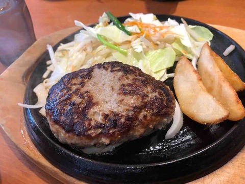 『にっくい亭 江南赤童子店』鉄板オリジナルハンバーグ豚汁ランチ