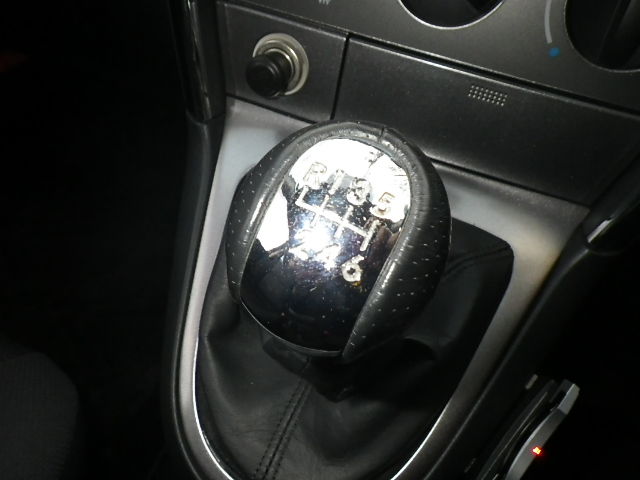 トヨタ ヴォルツ Z 6速mt車ワンオーナー社外hddナビ 中古車 くるま工房 東京葛飾区発 特選格安中古車最新情報