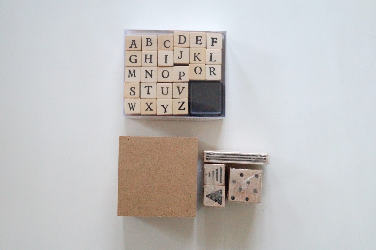 ナチュラルキッチンのスタンプ Book And Pencil