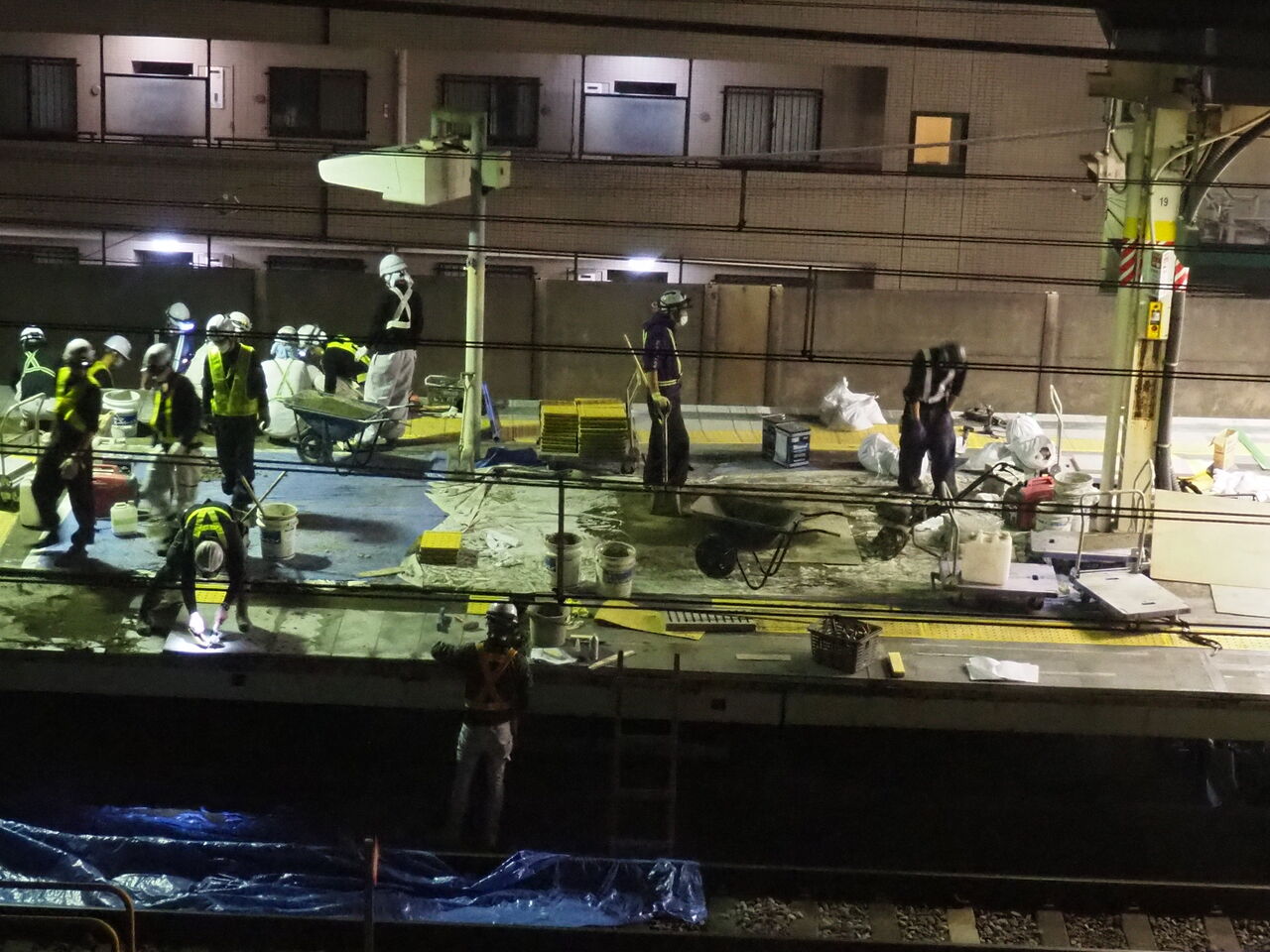 下総中山駅もホームドア工事 こんどうこどもクリニック 院長のブログ 下総中山駅もホームドア工事 こんどうこどもクリニック 院長のブログ