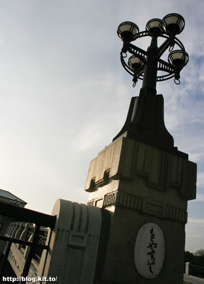 d061211g