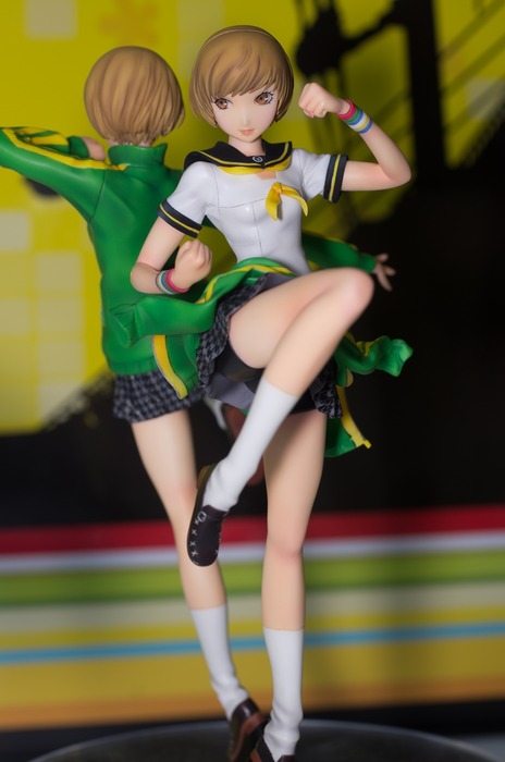 WF2003W_megahouse-4_R