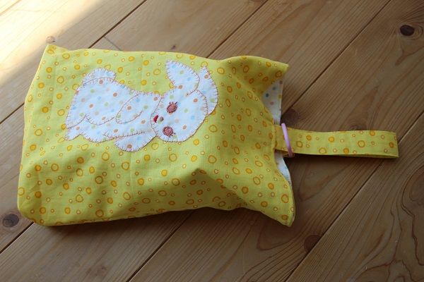 入園グッズ 手作りシューズケース上履き入れ Dカン裏地あり きゅうきゅう