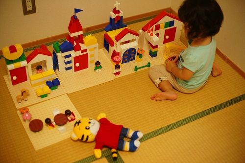 1歳後半によく遊んだおもちゃ ダイヤブロックジュニア きゅうきゅう 1歳後半によく遊んだおもちゃ ダイヤブロックジュニア きゅうきゅう