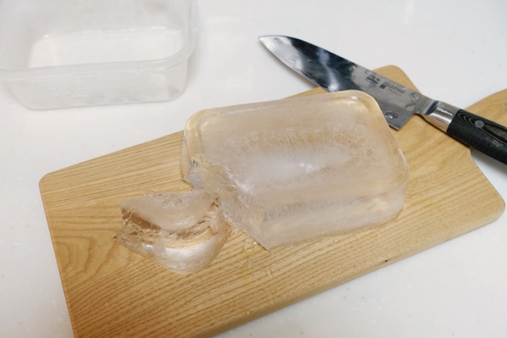 タッパーひとつでカンタン透明氷作りのはなし Konomeのおうち