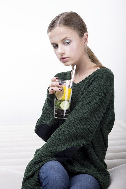 woman-3054810_640