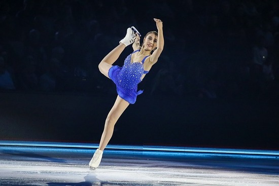 figure-skater-7260421_640