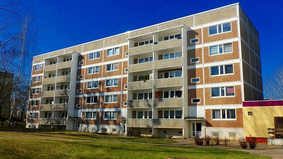 appartment-building-g54c5a4963_640