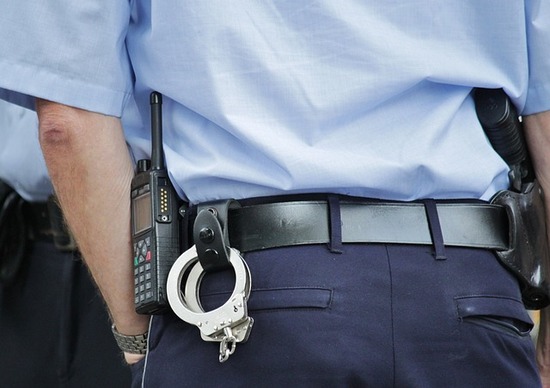 police-378255_640-2