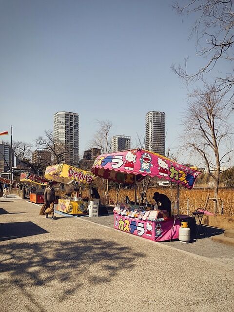 market-stalls-g4e30ea207_640