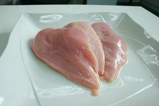 chicken-breast-279848_640