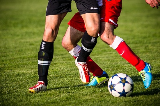 football-606235_640