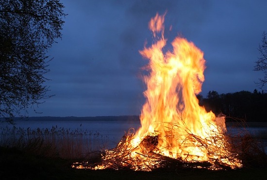 fire-gd14f32c99_640