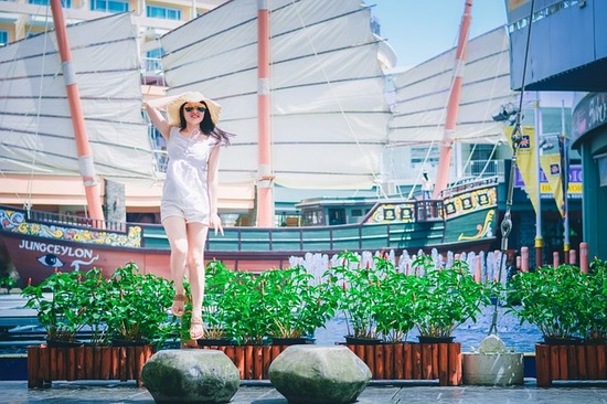 sailboat-1733913_640