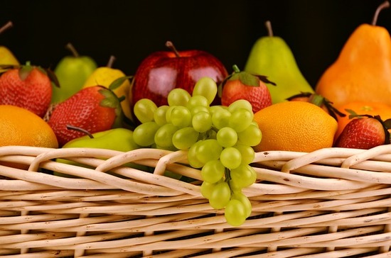 fruits-1114060_640