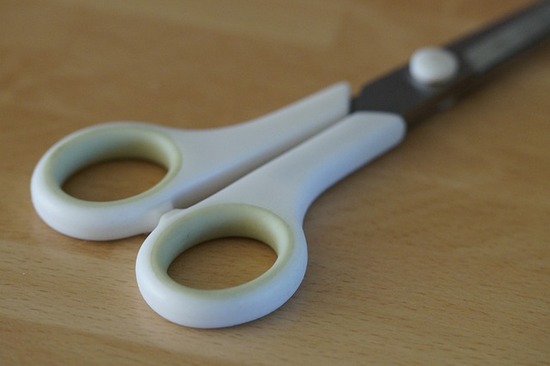 scissors-235211_640