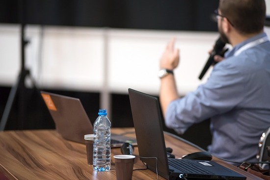 conference-3248255_640
