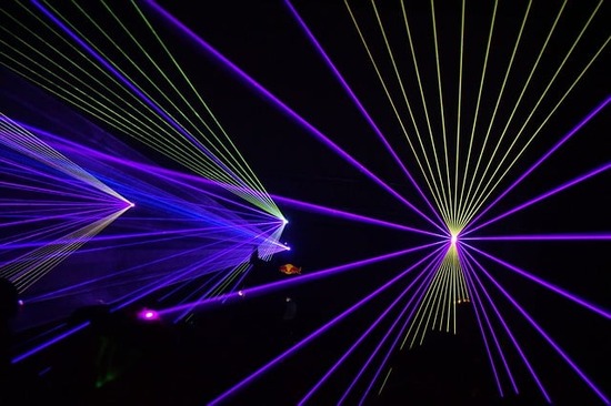laser-show-ga19408206_640