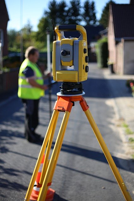 surveying-4204856_640