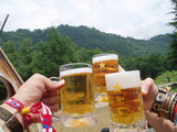 山 WITH BEER