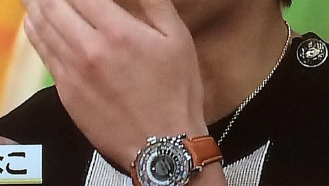 小山 慶一郎（NEWS）　ルイ・ヴィトン　エスカル オトマティック タイムゾーン