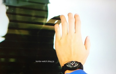 玉木 宏　タイメックス　オーバーサイズ キャンパー　『鍵のかかった部屋』より